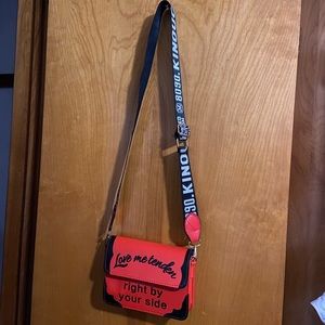 Red and black purse. Cute crossbody.